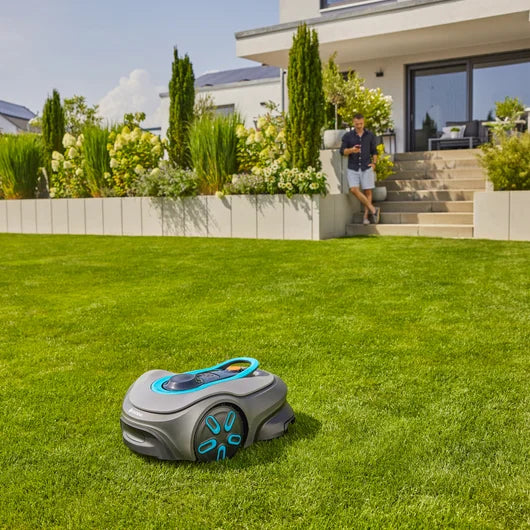 Robot tagliaerba Gardena smart SILENO free 800m²