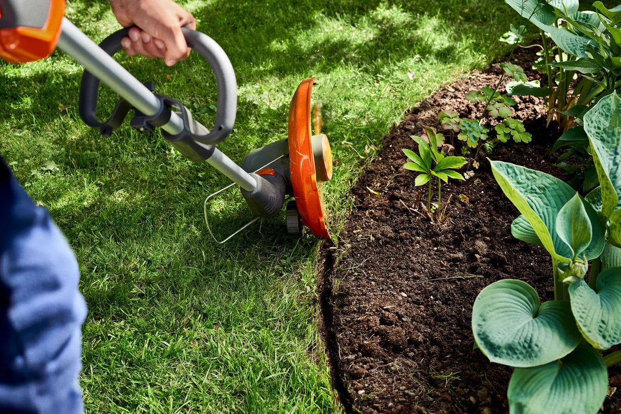 Decespugliatore a batteria Husqvarna 110iL